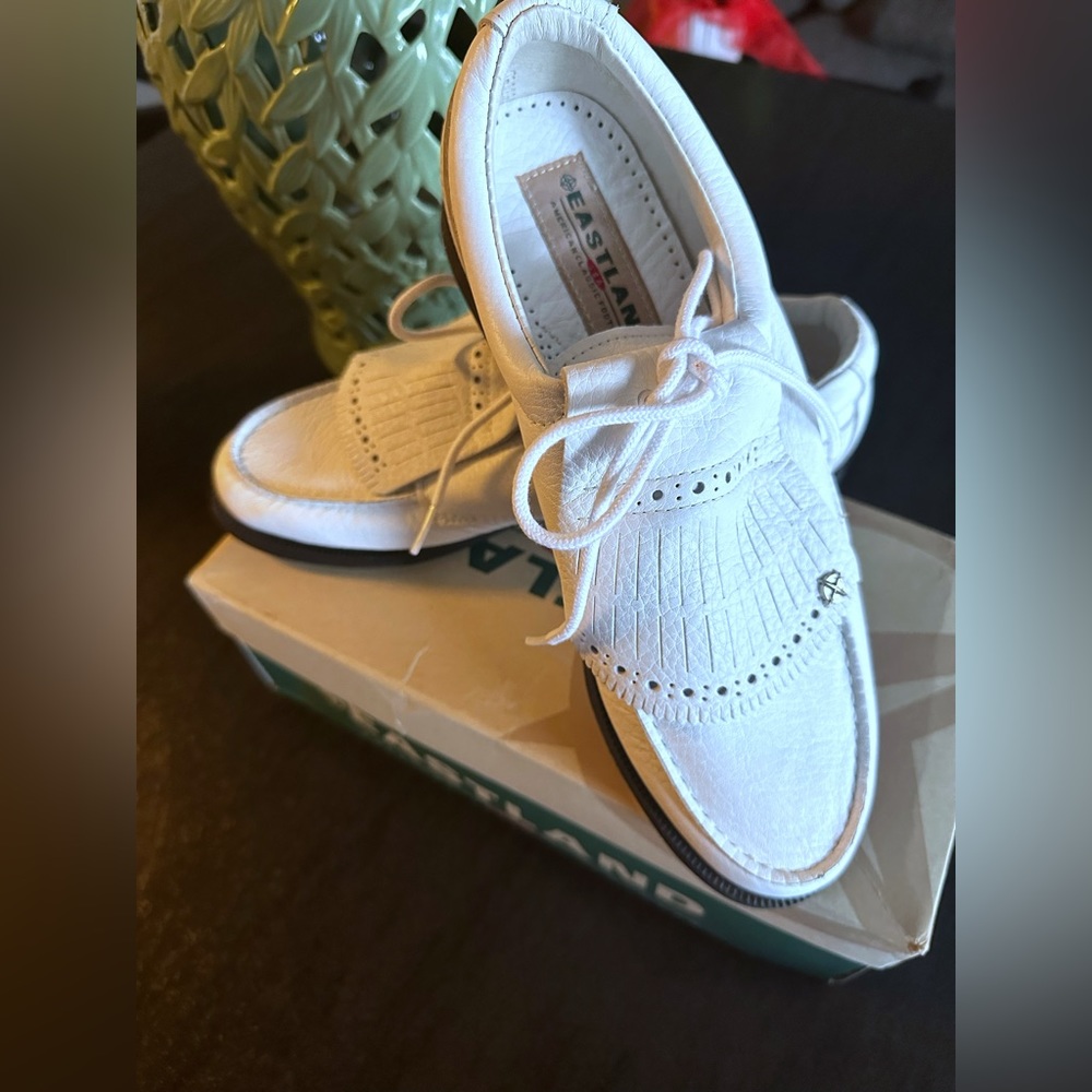 New golf shoes. Size 10.5, women.